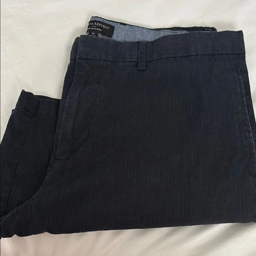 Banana Republic Charcoal Pin Striped  Men's Aiden Shorts